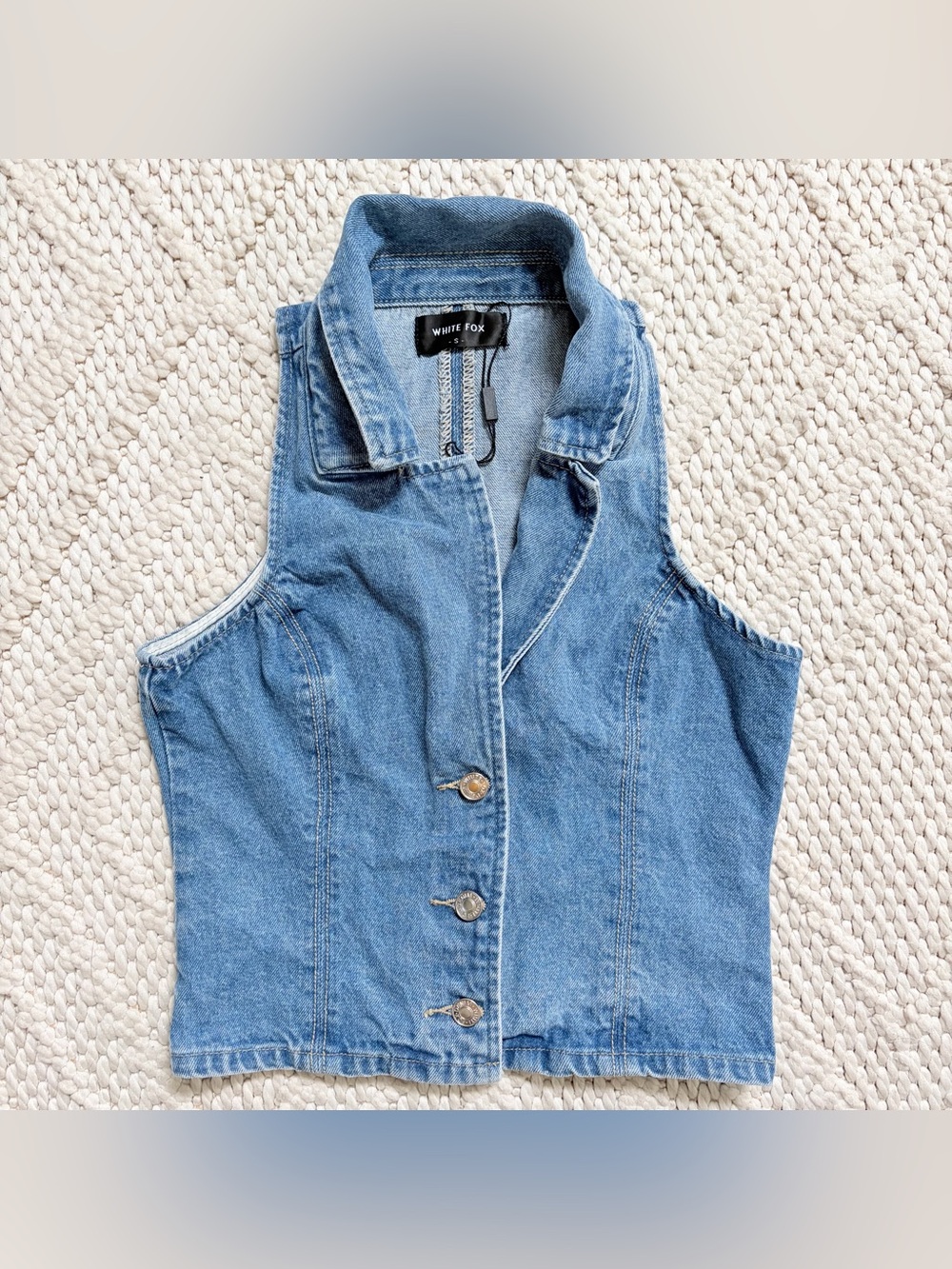 WHITE FOX BOUTIQUE Blue Denim Vest w/ Collar & Button Front Womens SMALL LK NEW